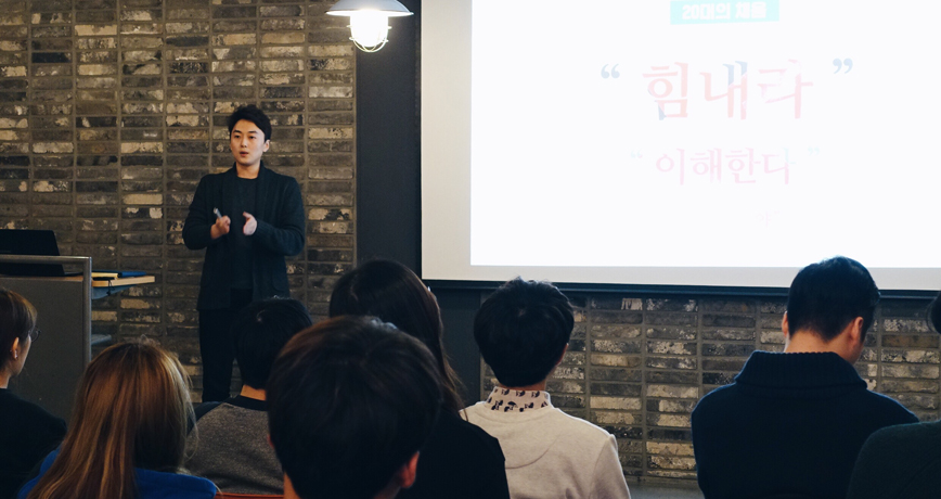 상단 이미지